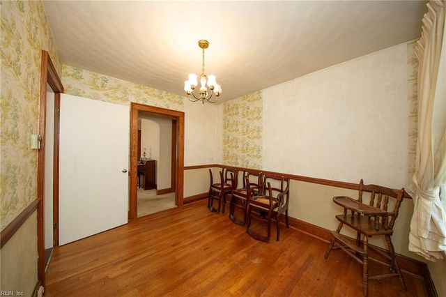 1152 Melvin DR, Portsmouth, VA 23701