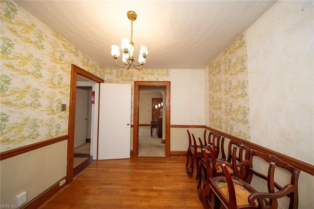 1152 Melvin DR, Portsmouth, VA 23701