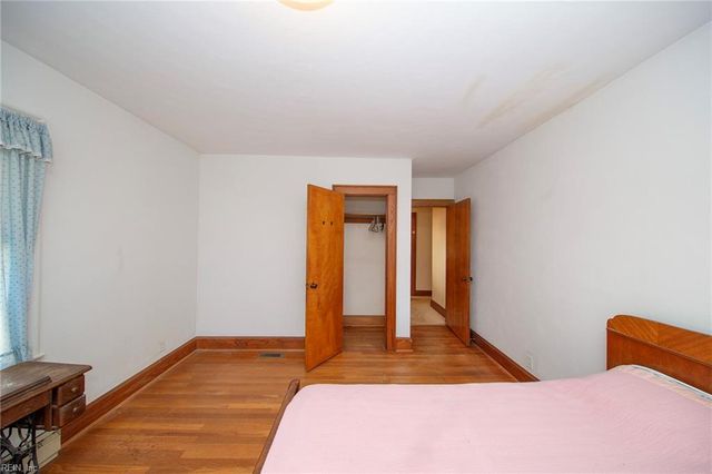 1152 Melvin DR, Portsmouth, VA 23701