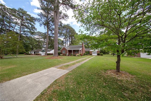 1152 Melvin DR, Portsmouth, VA 23701