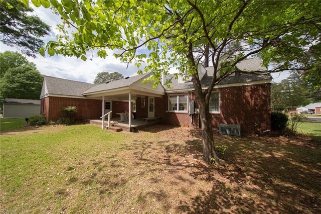 1152 Melvin DR, Portsmouth, VA 23701