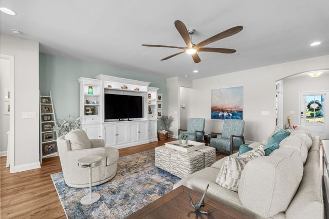 7392 Sarteano Dr., Myrtle Beach, SC 29572