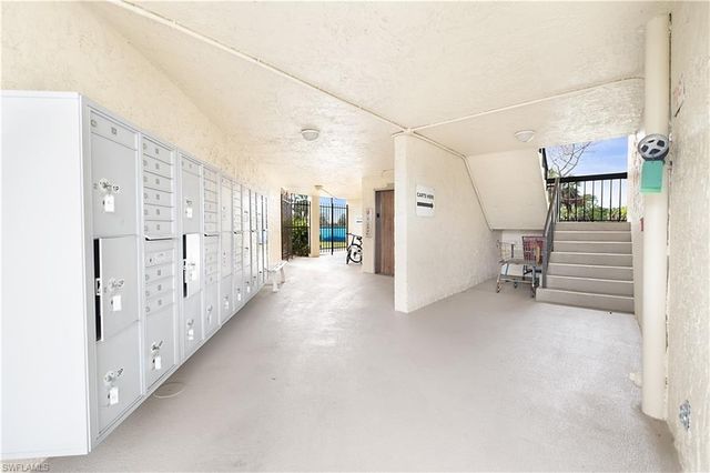 4380 27th CT SW 406, Naples, FL 34116