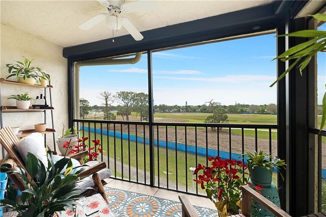 4380 27th CT SW 406, Naples, FL 34116