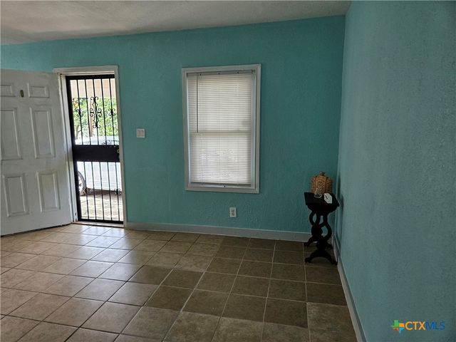 703 Atkinson Avenue, Killeen, TX 76541