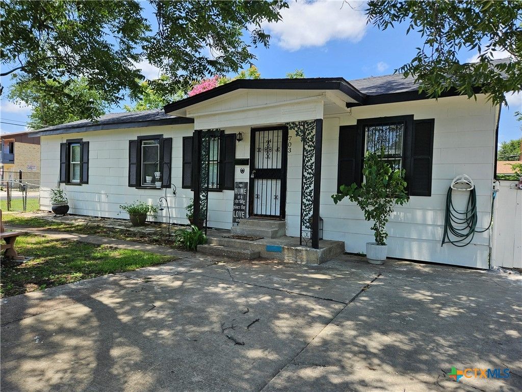 703 Atkinson Avenue, Killeen, TX 76541