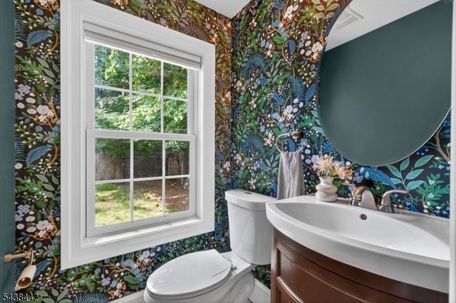 14 Gray St, Montclair Twp., NJ 07042