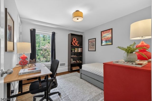 14 Gray St, Montclair Twp., NJ 07042