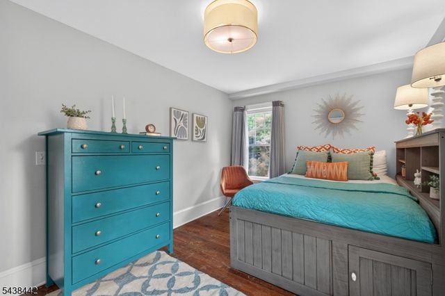 14 Gray St, Montclair Twp., NJ 07042