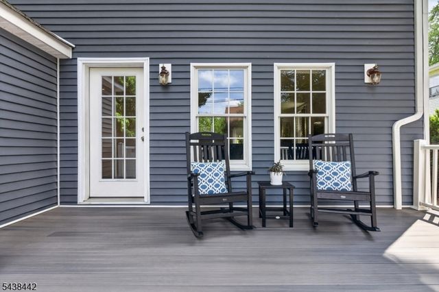 14 Gray St, Montclair Twp., NJ 07042
