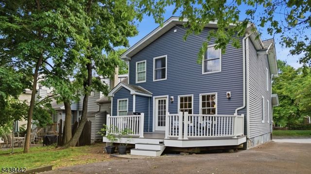 14 Gray St, Montclair Twp., NJ 07042