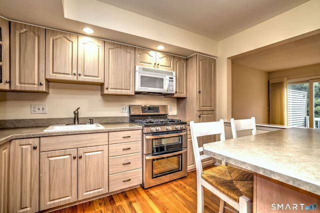 47 Jerimoth Drive 47, Branford, CT 06405