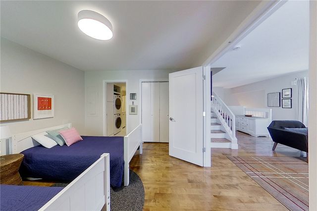 364 Bellevue Avenue 5A, Newport, RI 02840