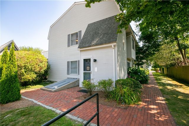 364 Bellevue Avenue 5A, Newport, RI 02840
