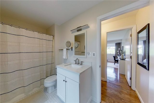 364 Bellevue Avenue 5A, Newport, RI 02840