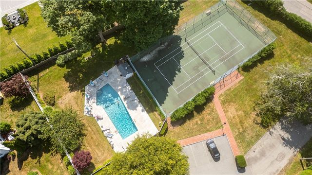 364 Bellevue Avenue 5A, Newport, RI 02840