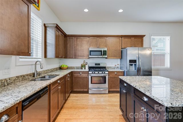 104 Meyers Ridge Road, Cramerton, NC 28032