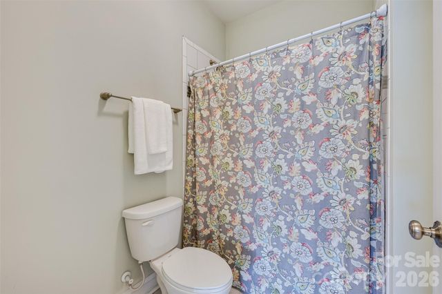 104 Meyers Ridge Road, Cramerton, NC 28032