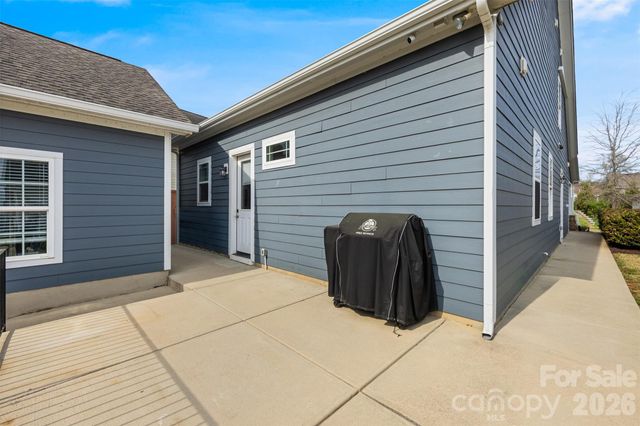 104 Meyers Ridge Road, Cramerton, NC 28032