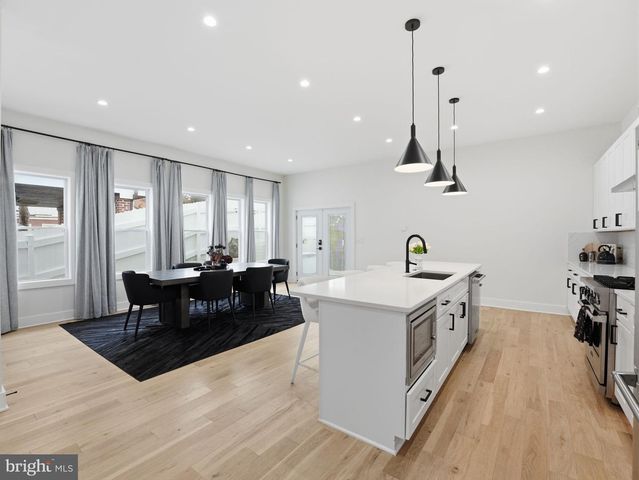 5921 2ND PL NW, Washington, DC 20011