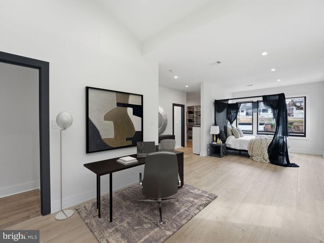 5921 2ND PL NW, Washington, DC 20011