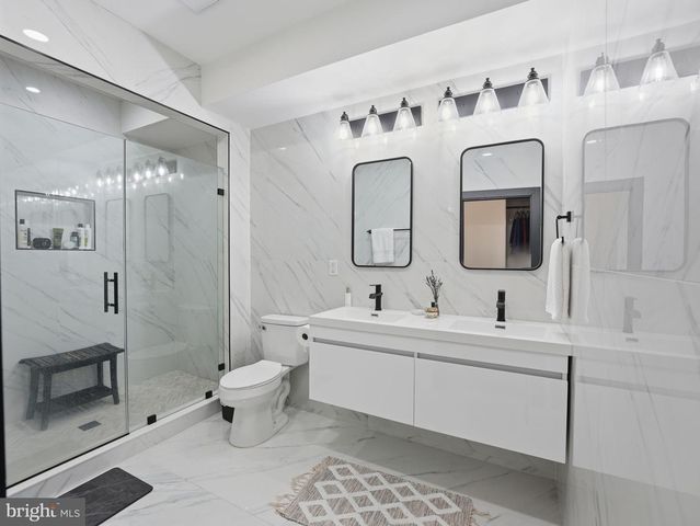 5921 2ND PL NW, Washington, DC 20011