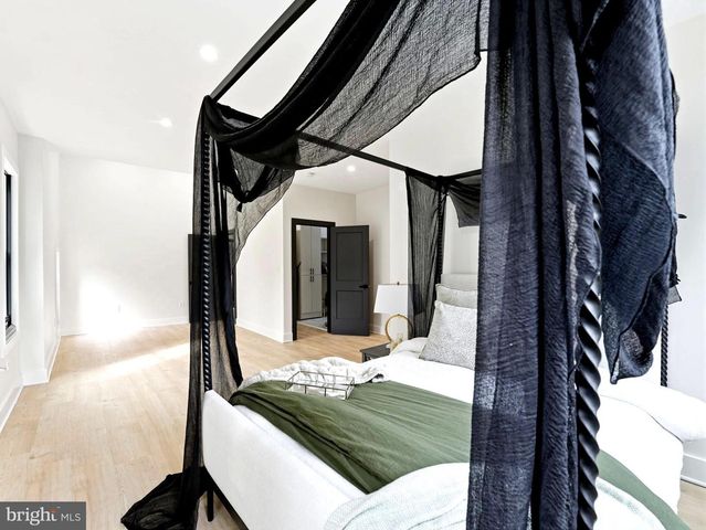 5921 2ND PL NW, Washington, DC 20011