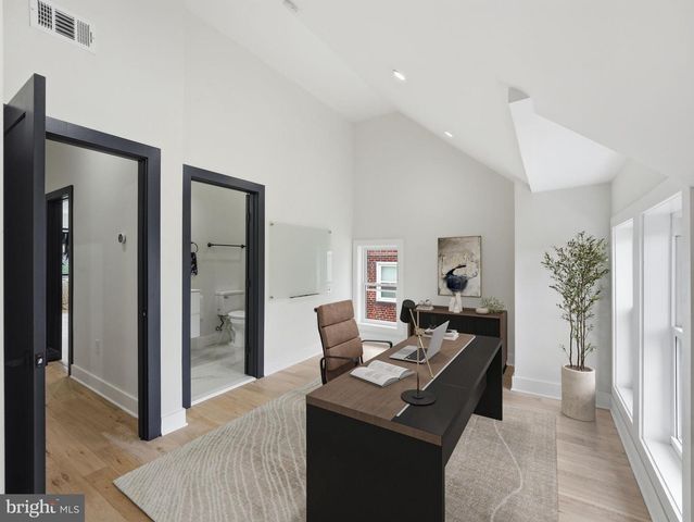 5921 2ND PL NW, Washington, DC 20011