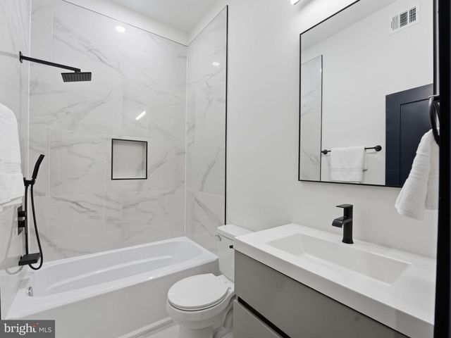 5921 2ND PL NW, Washington, DC 20011