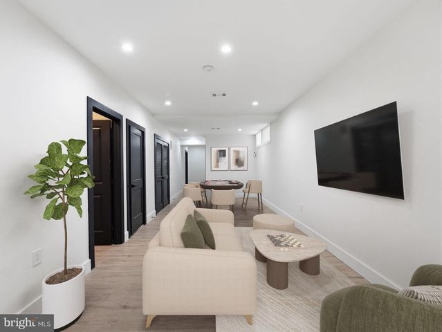 5921 2ND PL NW, Washington, DC 20011