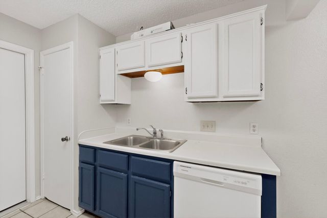 1113 Woodlief TRL, Round Rock, TX 78664