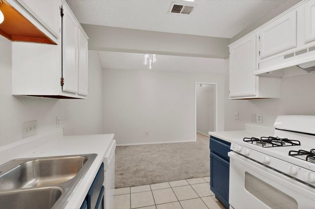 1113 Woodlief TRL, Round Rock, TX 78664