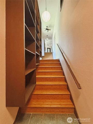 6132 NE Carlin Court, Kingston, WA 98346