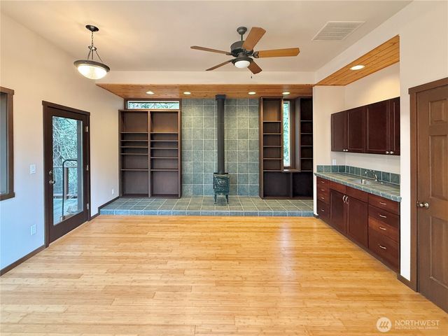 6132 NE Carlin Court, Kingston, WA 98346