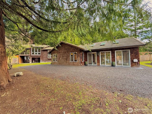 6132 NE Carlin Court, Kingston, WA 98346