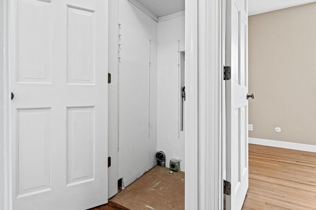 1355 Eide Circle, Arden Hills, MN 55112