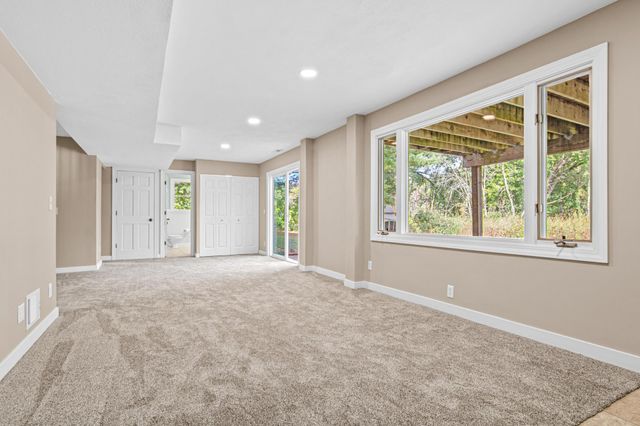 1355 Eide Circle, Arden Hills, MN 55112