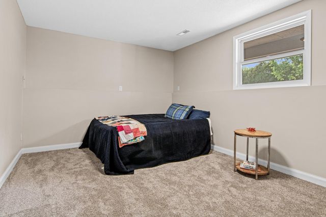 1355 Eide Circle, Arden Hills, MN 55112