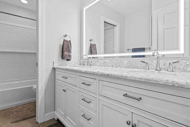 1355 Eide Circle, Arden Hills, MN 55112