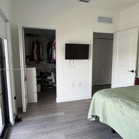 1314 NW 2nd Ln, Florida City, FL 33034