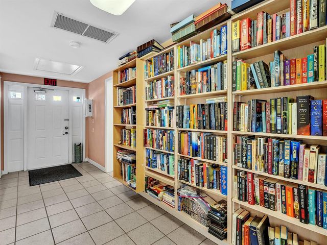 330 S Cypress Road 628, Pompano Beach, FL 33060