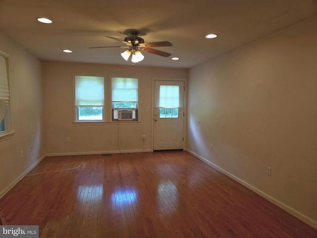 3216 MARNAT RD, Baltimore, MD 21208
