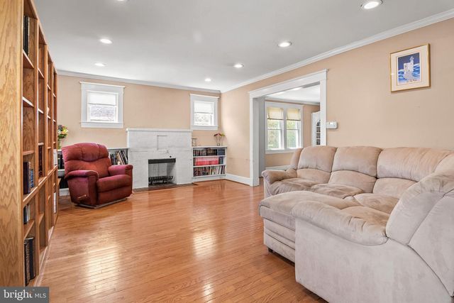 3216 MARNAT RD, Baltimore, MD 21208