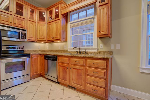 29 Pear Street, Rome, GA 30161