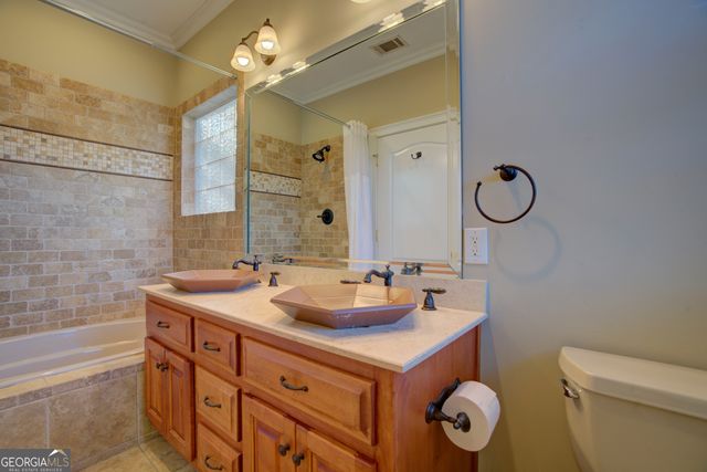 29 Pear Street, Rome, GA 30161