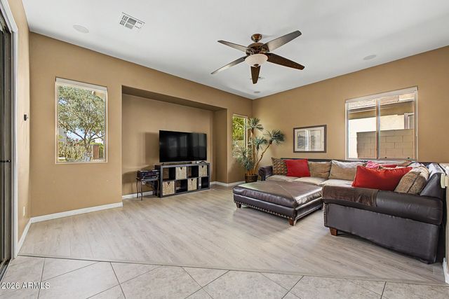 2280 E INDIGO Drive, Chandler, AZ 85286
