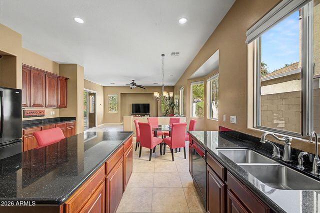 2280 E INDIGO Drive, Chandler, AZ 85286