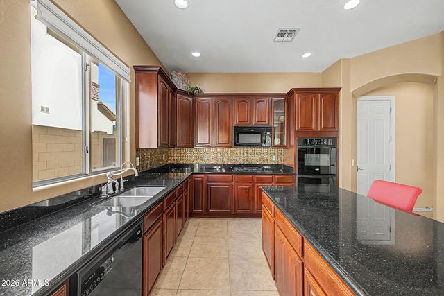 2280 E INDIGO Drive, Chandler, AZ 85286