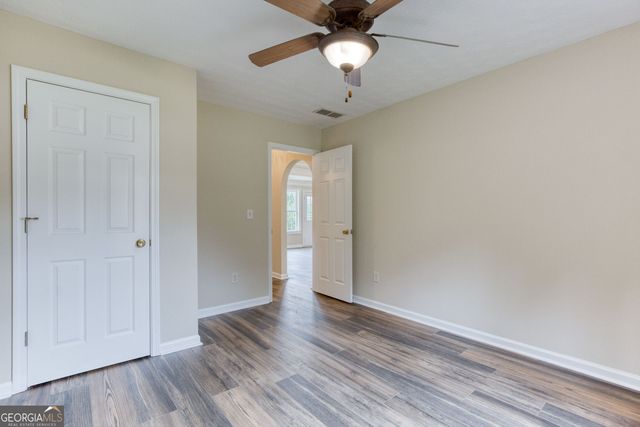 190 Towler Shoals Drive, Loganville, GA 30052