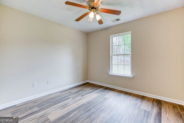 190 Towler Shoals Drive, Loganville, GA 30052